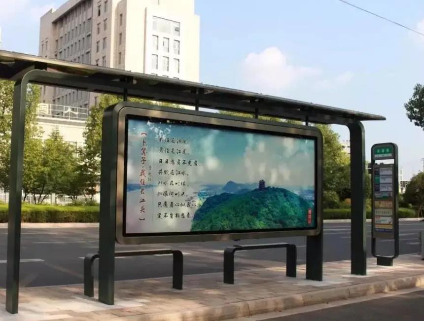 上海候車亭廣告